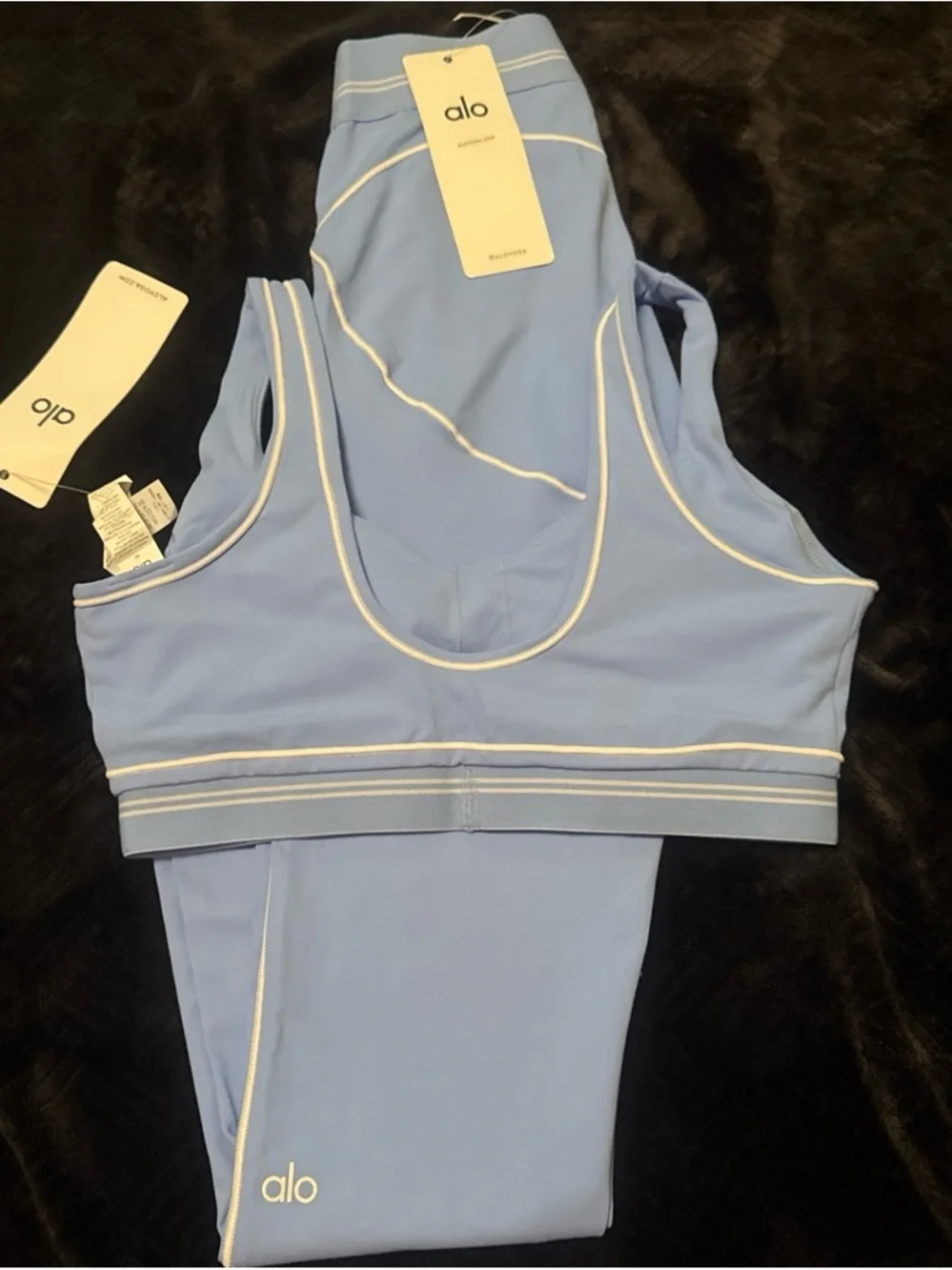 ALO Yoga Pale Blue Sports Bra and Leggings Set with White Piping women size M